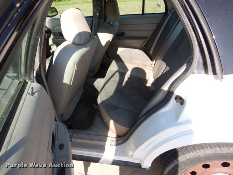 image for item KN9829 2008 Ford Crown Victoria Police Interceptor