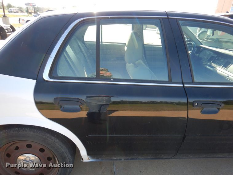 image for item KN9829 2008 Ford Crown Victoria Police Interceptor