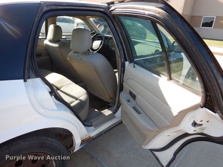 image for item KN9829 2008 Ford Crown Victoria Police Interceptor