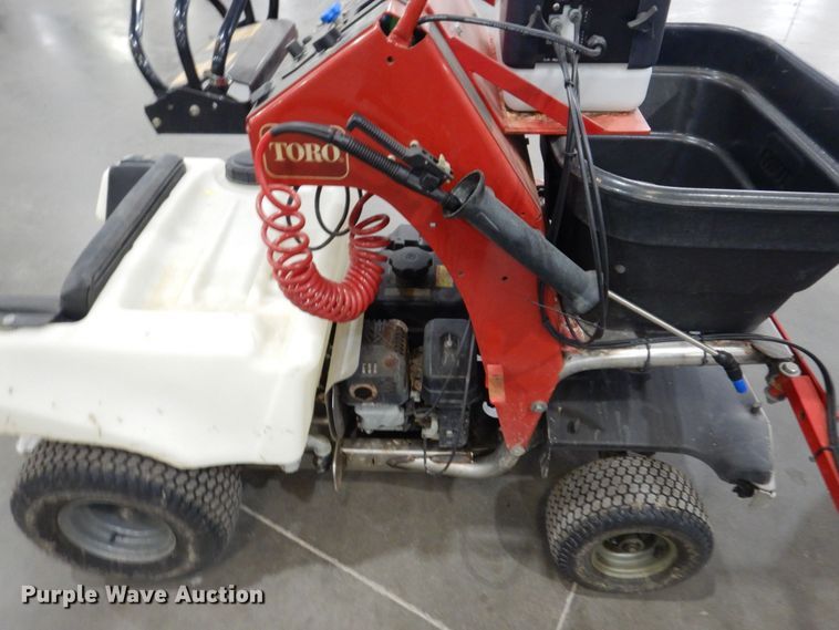 image for item KR9184 Toro 34215  applicator