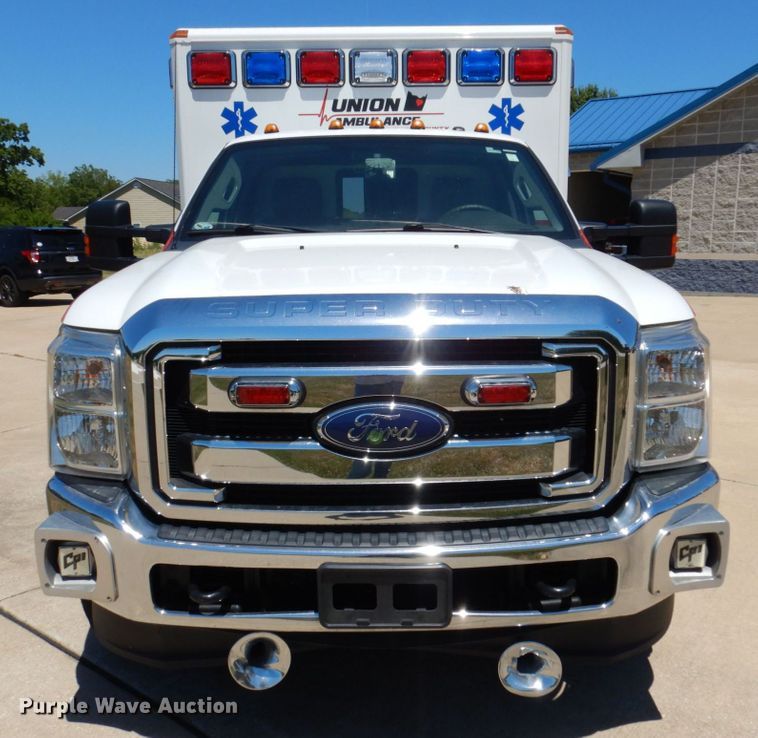 image for item KR9213 2015 Ford F350 Super Duty XLT  ambulance