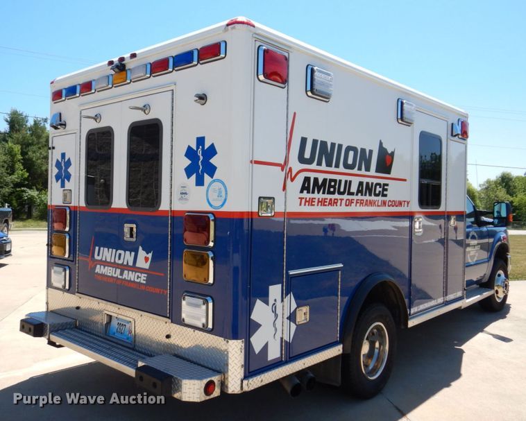 image for item KR9213 2015 Ford F350 Super Duty XLT  ambulance