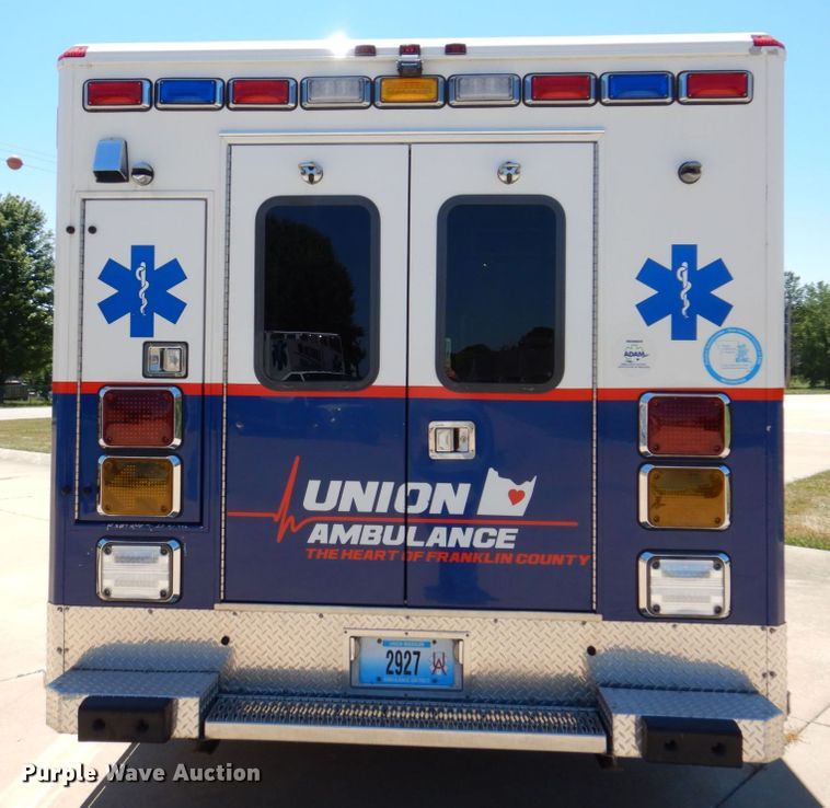 image for item KR9213 2015 Ford F350 Super Duty XLT  ambulance