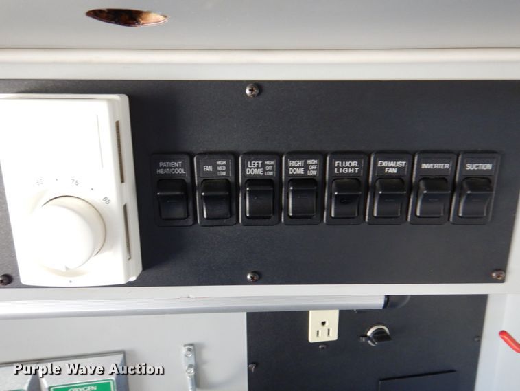 image for item KR9213 2015 Ford F350 Super Duty XLT  ambulance