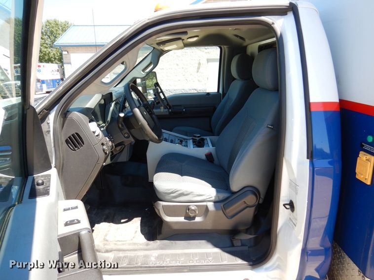 image for item KR9213 2015 Ford F350 Super Duty XLT  ambulance