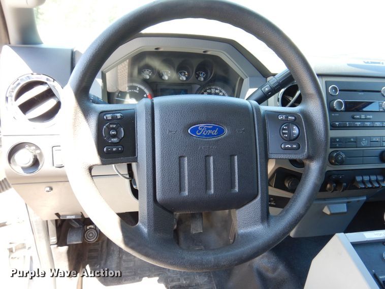 image for item KR9213 2015 Ford F350 Super Duty XLT  ambulance