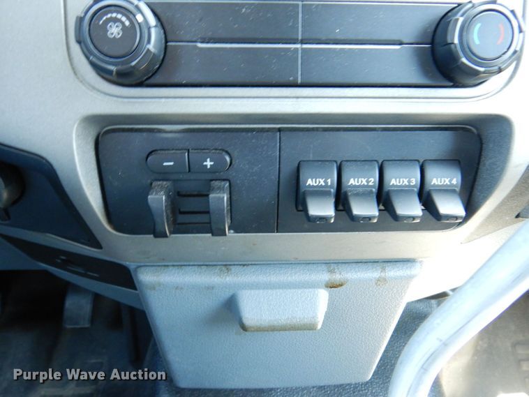 image for item KR9213 2015 Ford F350 Super Duty XLT  ambulance