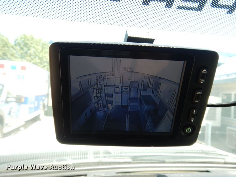 image for item KR9213 2015 Ford F350 Super Duty XLT  ambulance