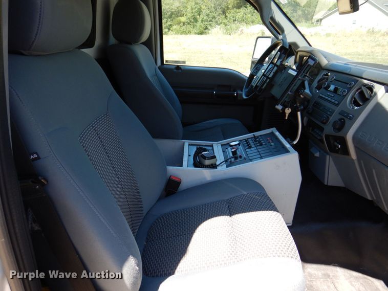 image for item KR9213 2015 Ford F350 Super Duty XLT  ambulance