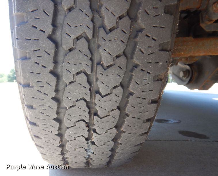 image for item KR9213 2015 Ford F350 Super Duty XLT  ambulance