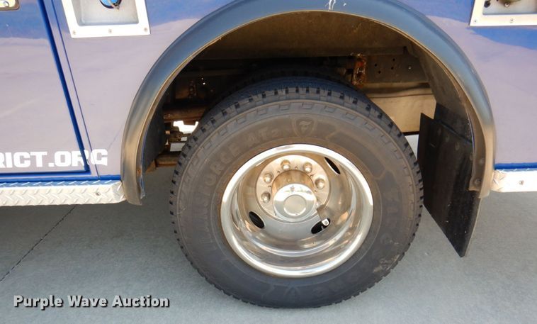 image for item KR9213 2015 Ford F350 Super Duty XLT  ambulance