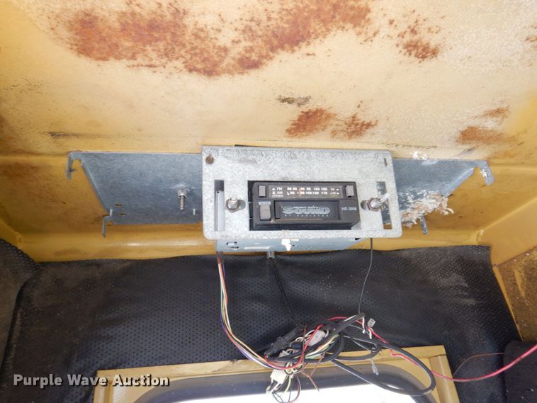 image for item KR9225 1995 Gradall G3WD  wheeled excavator