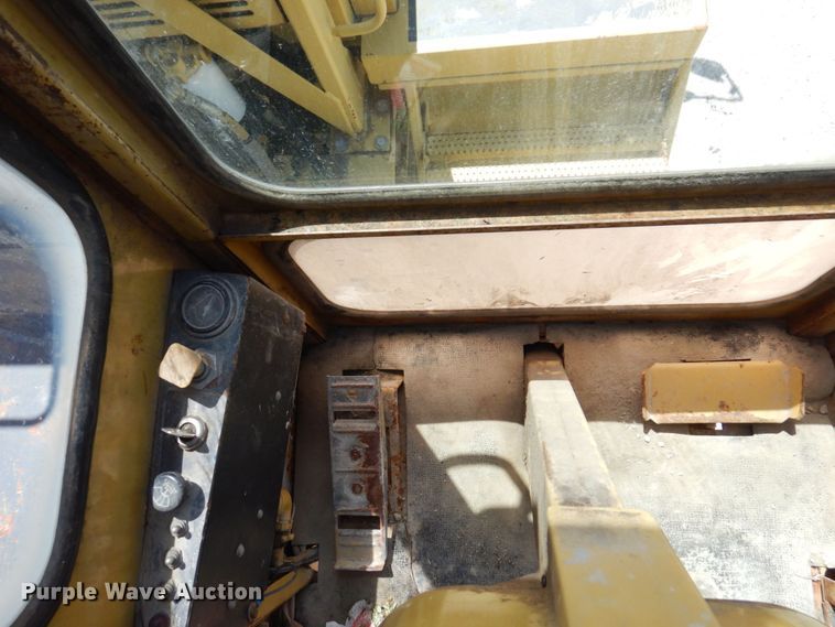 image for item KR9225 1995 Gradall G3WD  wheeled excavator