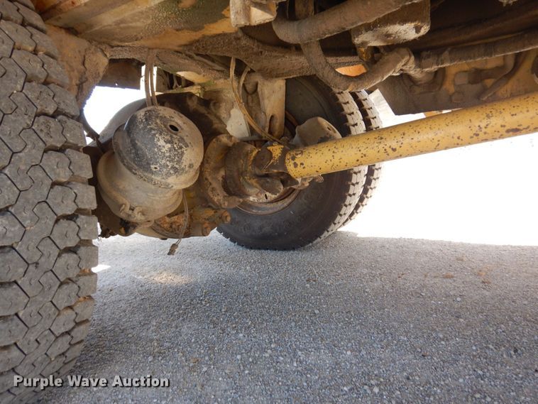 image for item KR9225 1995 Gradall G3WD  wheeled excavator