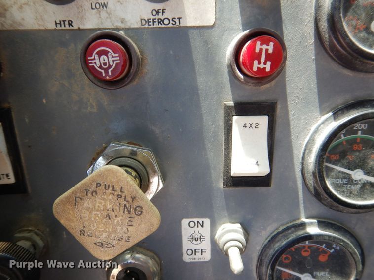 image for item KR9225 1995 Gradall G3WD  wheeled excavator