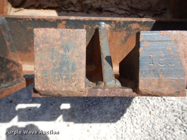 image for item KR9225 1995 Gradall G3WD  wheeled excavator