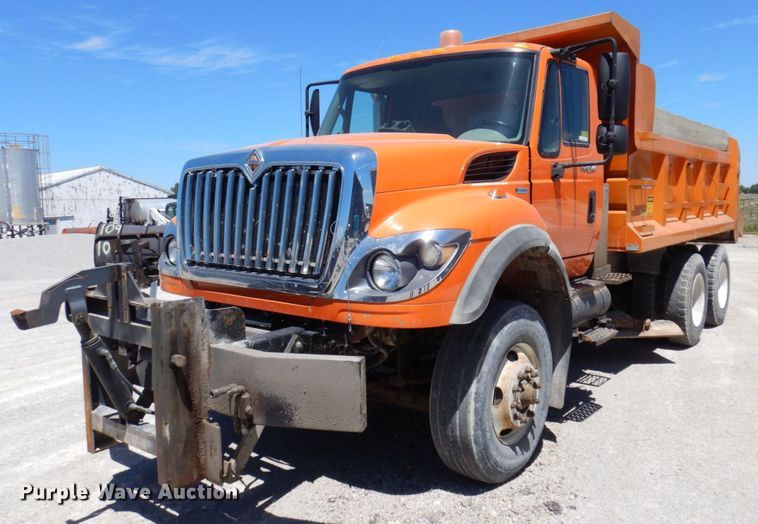 image for item KR9227 2011 International WorkStar 7600  dump truck