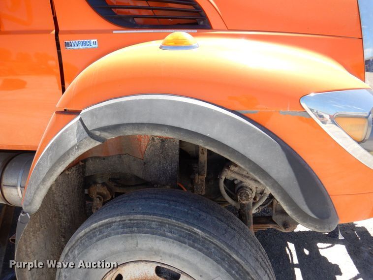 image for item KR9227 2011 International WorkStar 7600  dump truck