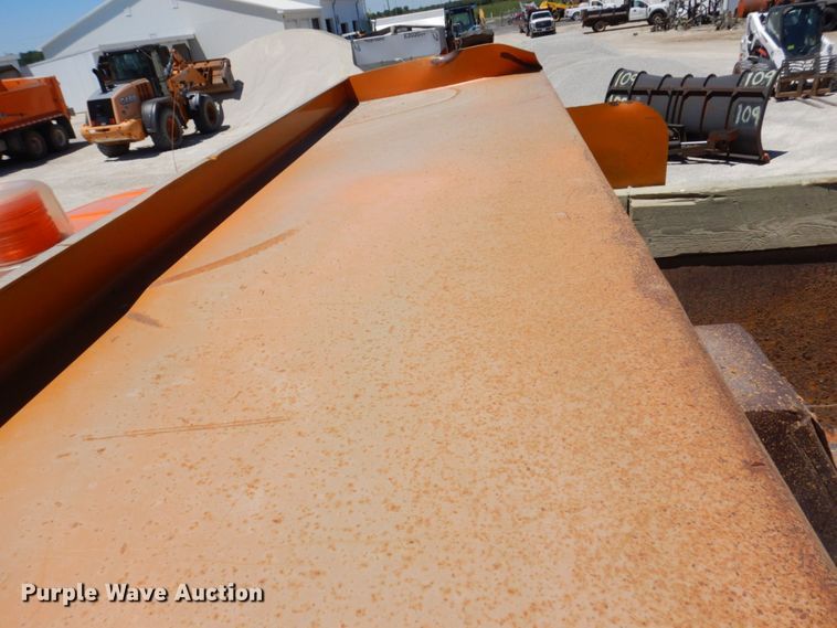 image for item KR9227 2011 International WorkStar 7600  dump truck