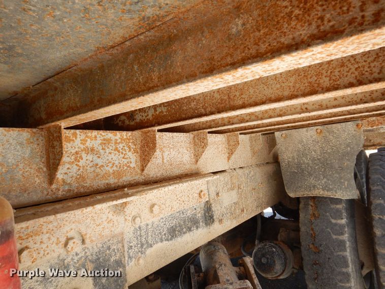 image for item KR9227 2011 International WorkStar 7600  dump truck