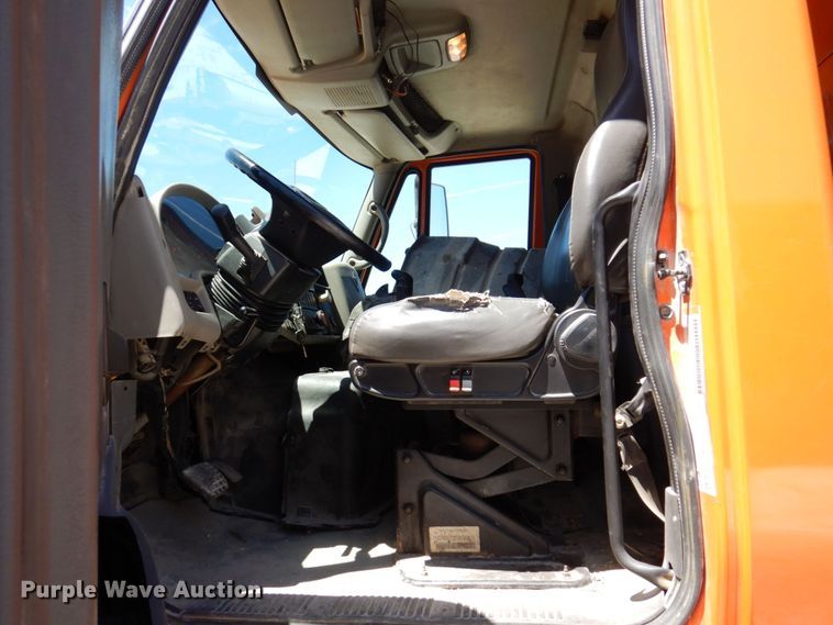 image for item KR9227 2011 International WorkStar 7600  dump truck