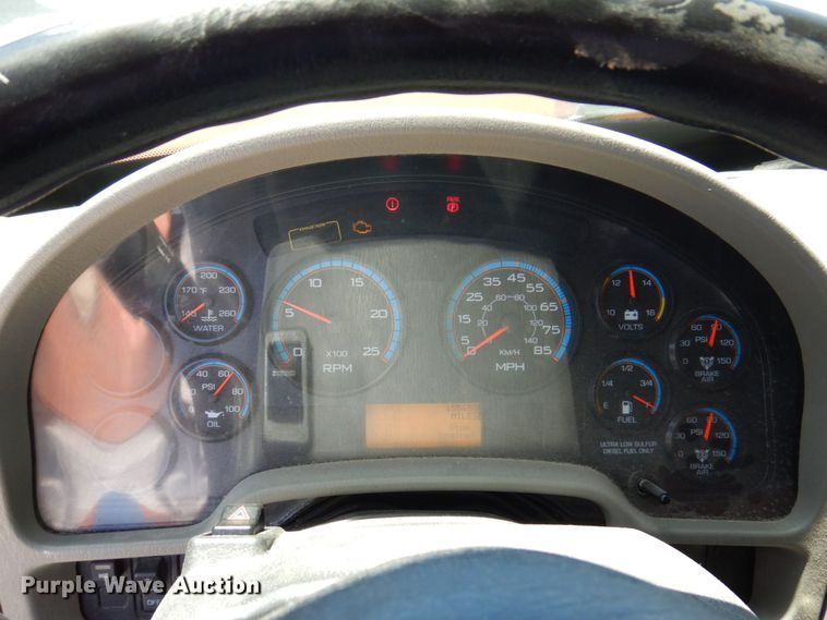 image for item KR9227 2011 International WorkStar 7600  dump truck