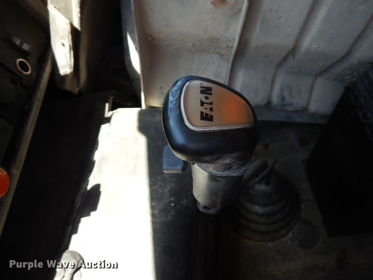 image for item KR9227 2011 International WorkStar 7600  dump truck