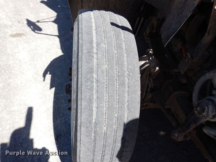 image for item KR9227 2011 International WorkStar 7600  dump truck