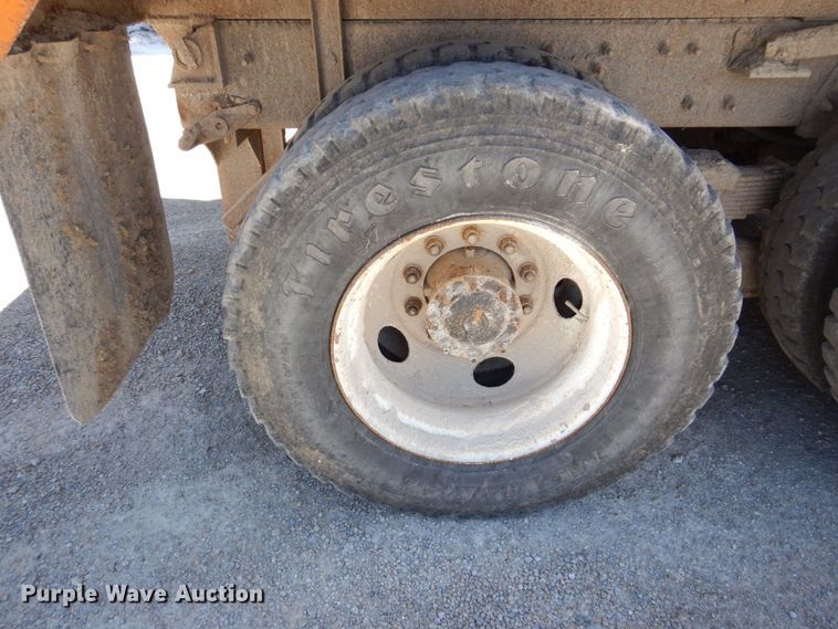 image for item KR9227 2011 International WorkStar 7600  dump truck