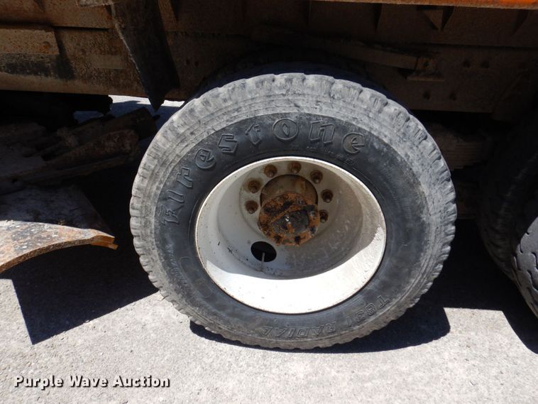 image for item KR9227 2011 International WorkStar 7600  dump truck