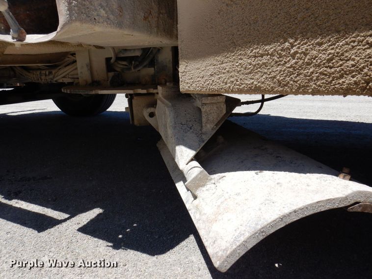 image for item KR9228 2001 International 2674  dump truck