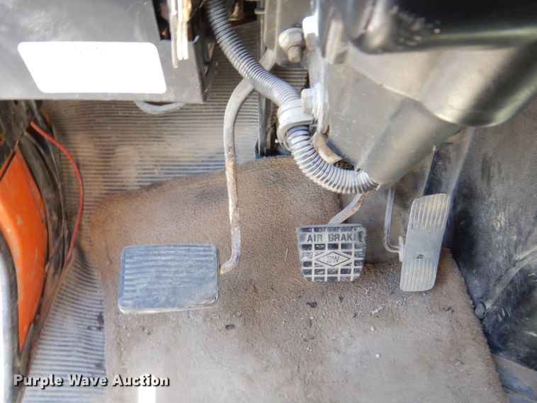 image for item KR9228 2001 International 2674  dump truck