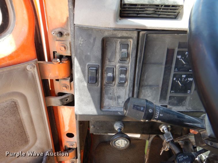 image for item KR9228 2001 International 2674  dump truck