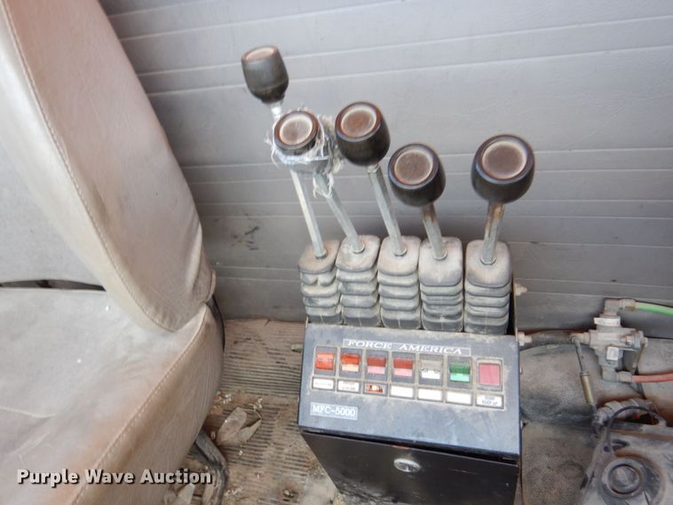 image for item KR9228 2001 International 2674  dump truck