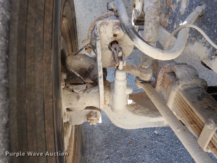 image for item KR9228 2001 International 2674  dump truck