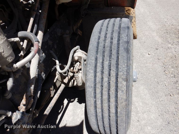 image for item KR9228 2001 International 2674  dump truck