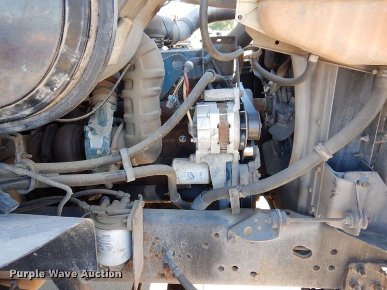 image for item KR9233 1996 International 4900  dump truck