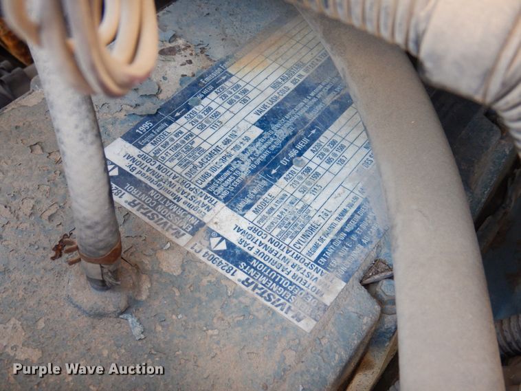 image for item KR9233 1996 International 4900  dump truck