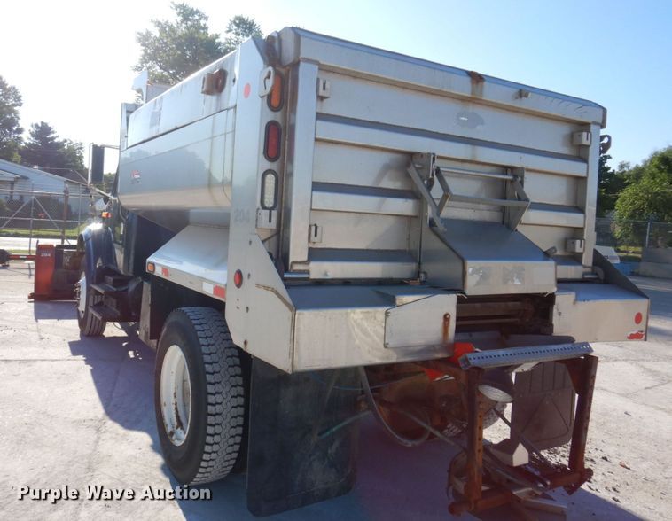 image for item KR9234 1999 International 4900  dump truck