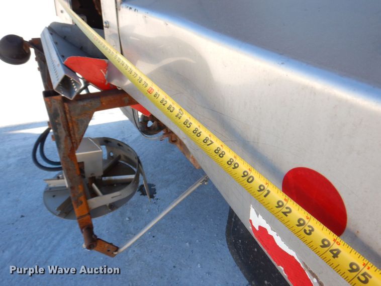 image for item KR9234 1999 International 4900  dump truck