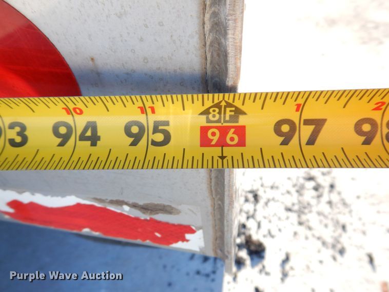 image for item KR9234 1999 International 4900  dump truck