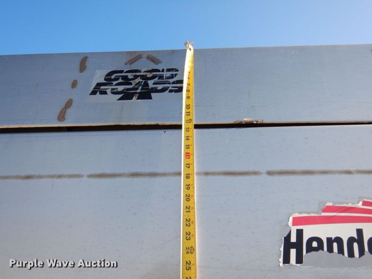 image for item KR9234 1999 International 4900  dump truck