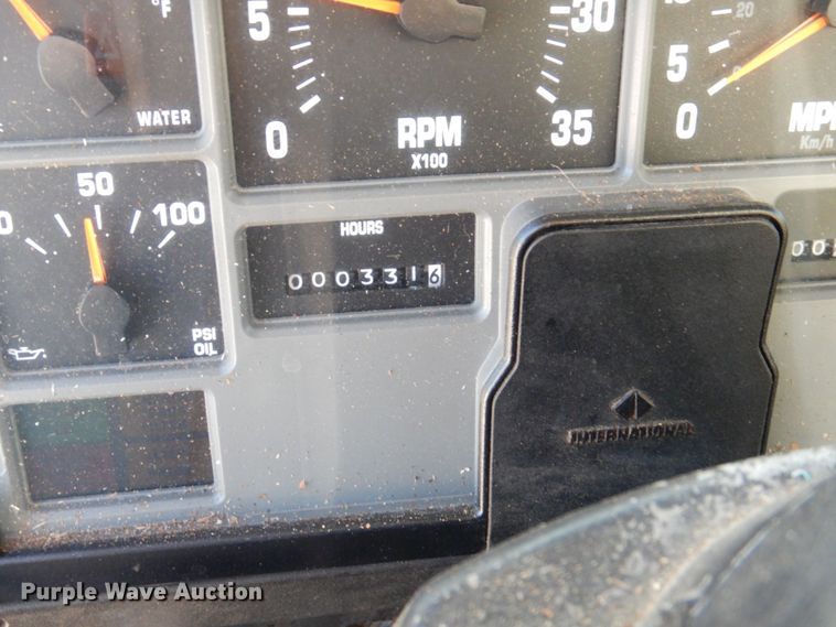 image for item KR9234 1999 International 4900  dump truck