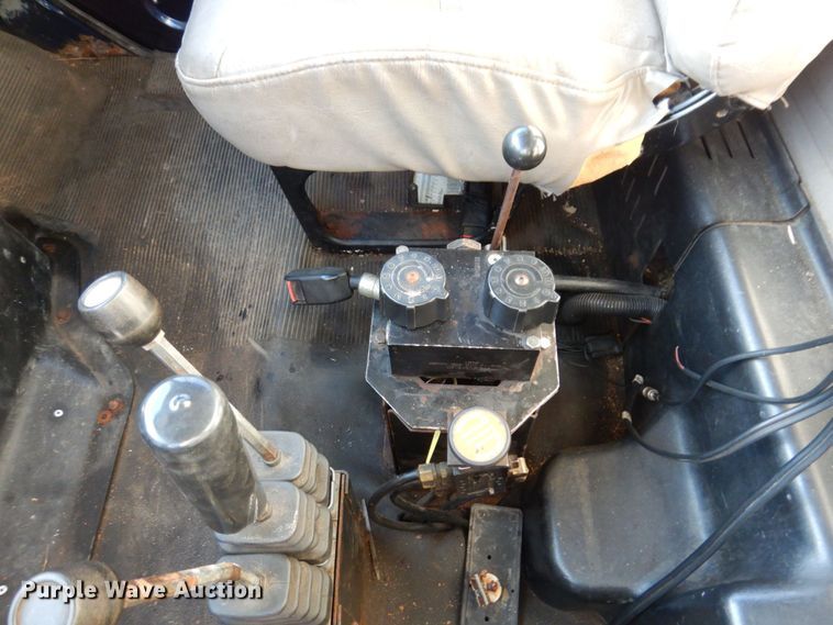 image for item KR9234 1999 International 4900  dump truck