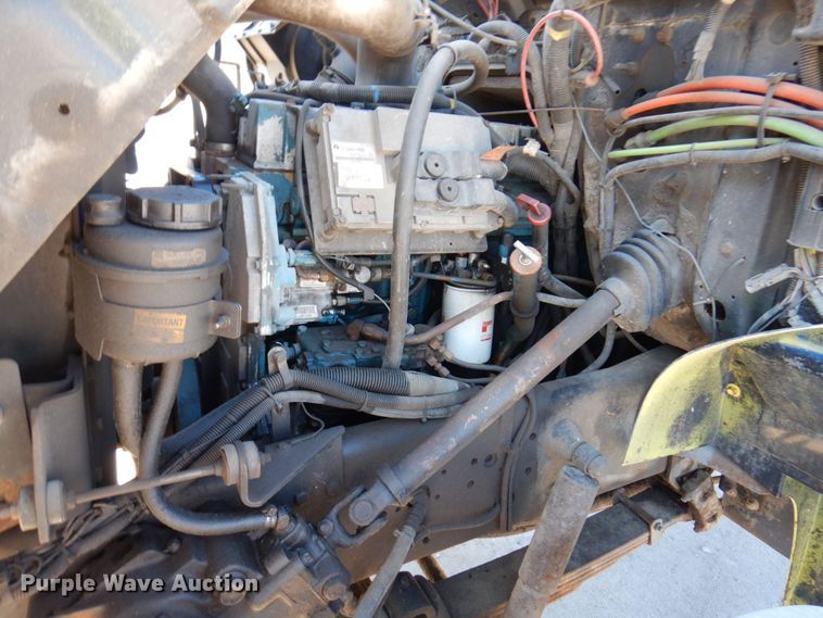 image for item KR9234 1999 International 4900  dump truck