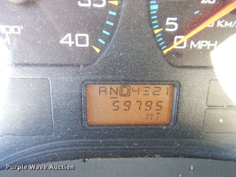 image for item KR9235 2005 International 7400  dump truck