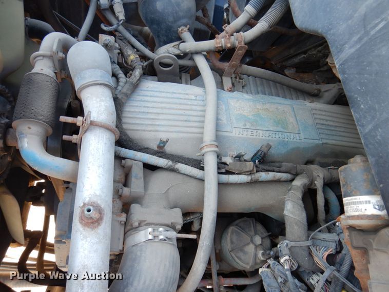 image for item KR9235 2005 International 7400  dump truck