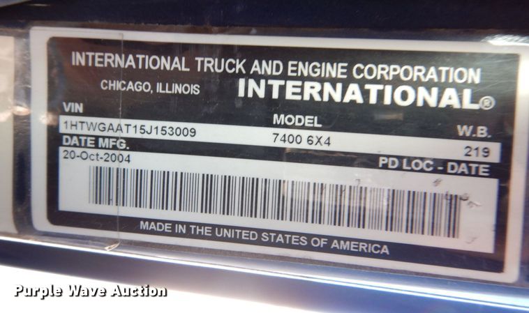 image for item KR9235 2005 International 7400  dump truck