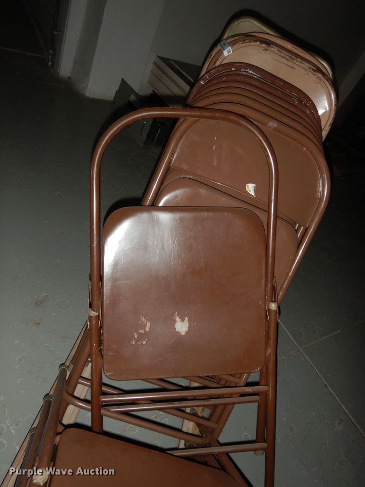 image for item KS9664 (33) folding chairs