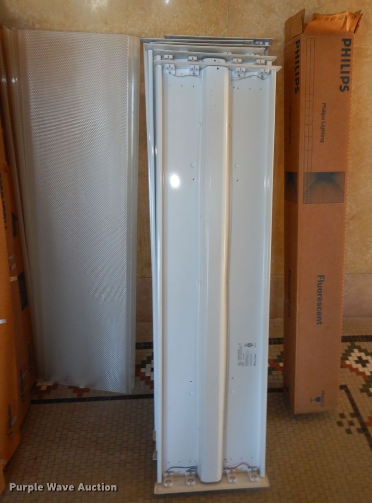 image for item KS9666 (14) light fixtures